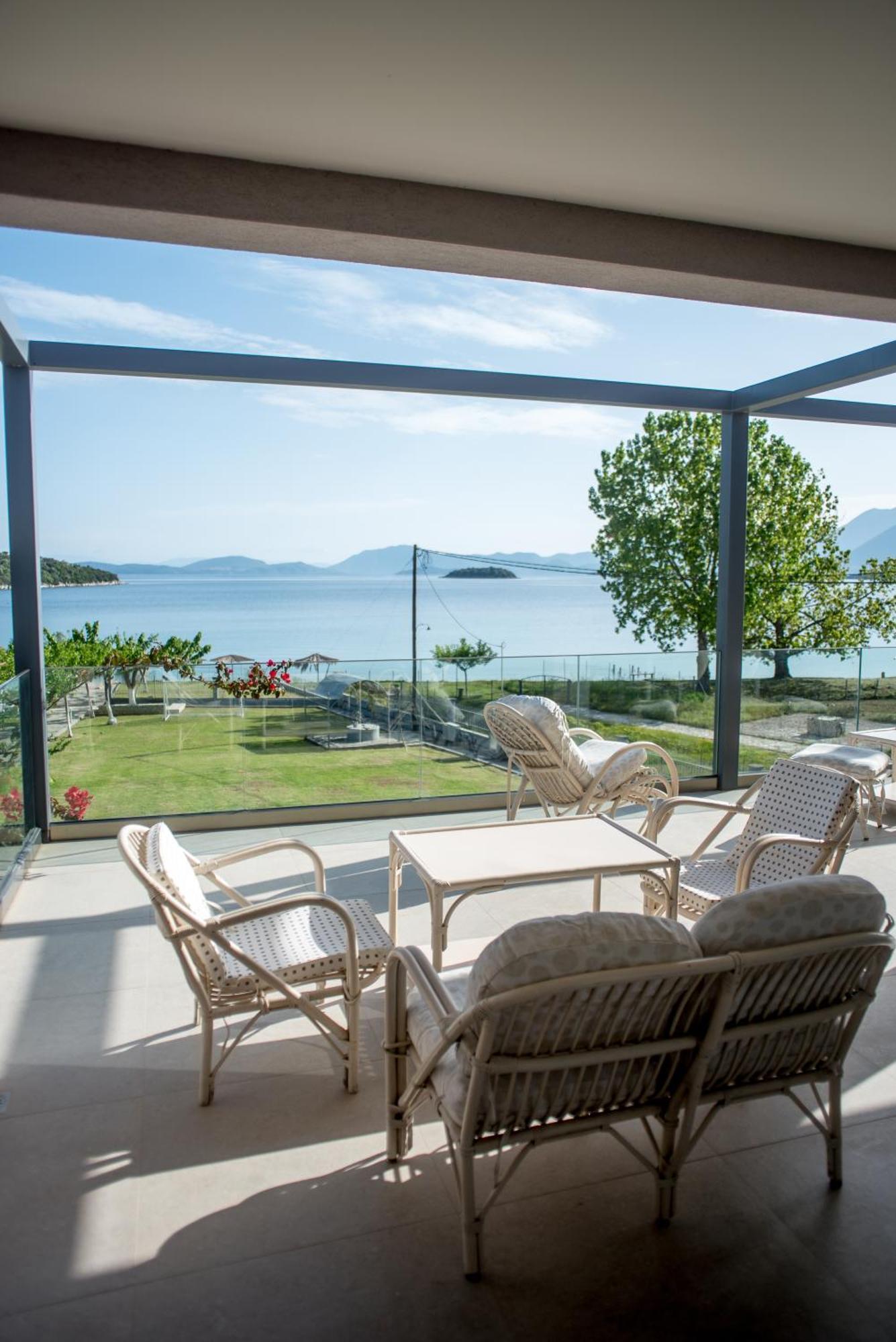 Villa Aphrodite Paleros Екстериор снимка