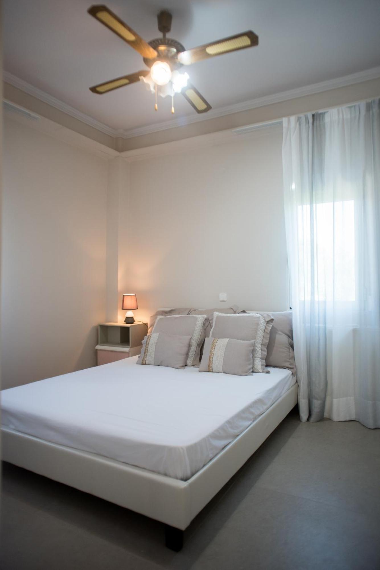 Villa Aphrodite Paleros Екстериор снимка