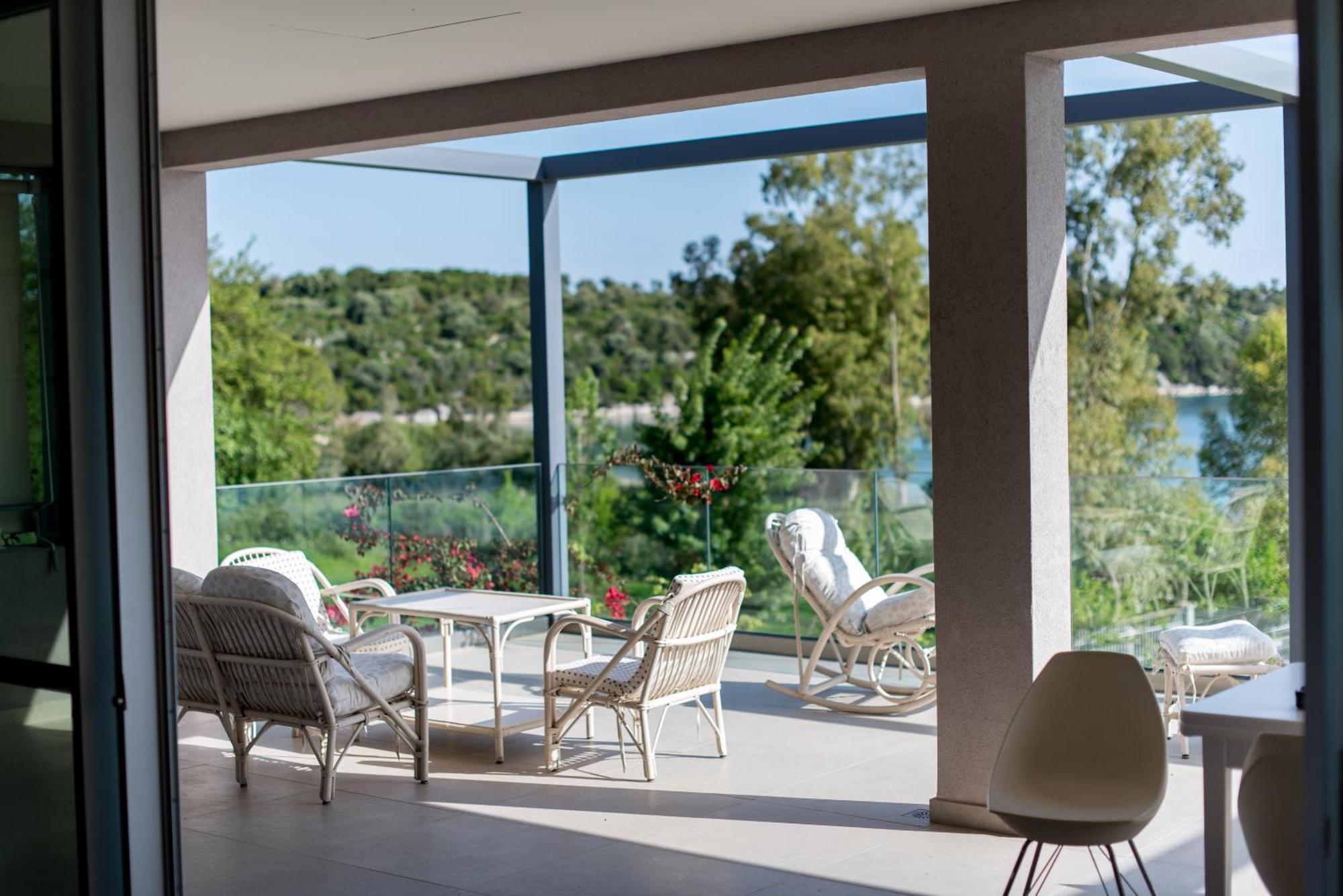 Villa Aphrodite Paleros Екстериор снимка
