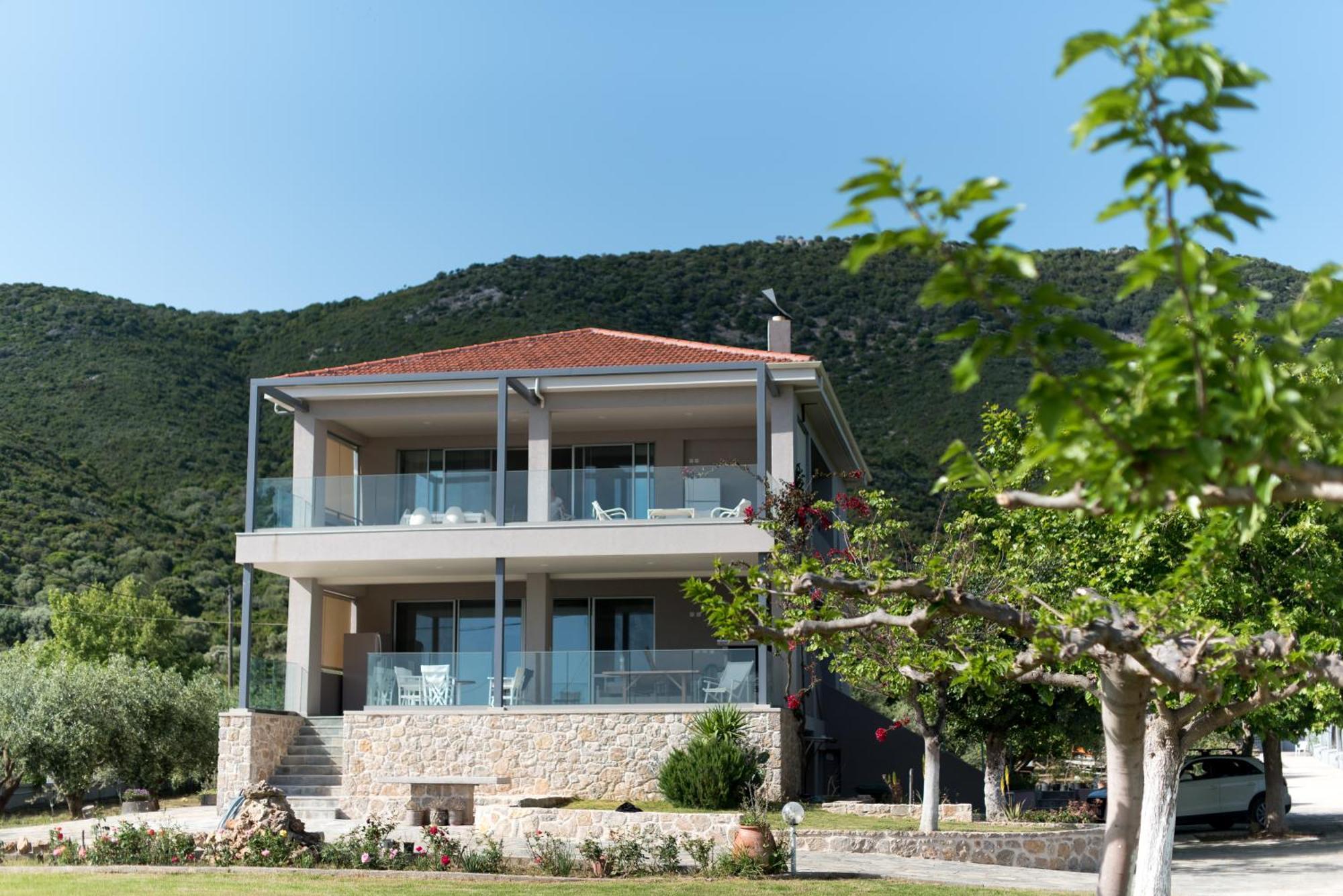 Villa Aphrodite Paleros Екстериор снимка